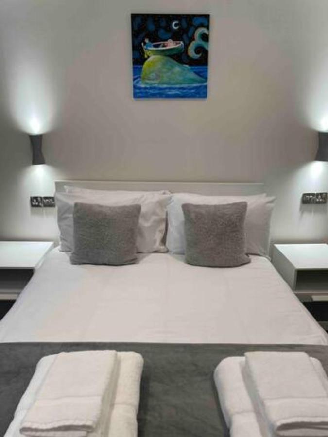 The Holiday Hoose Kinghorn Εξωτερικό φωτογραφία